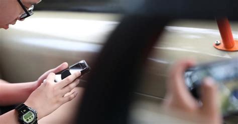 US judge delays mobile gambling patent trial for criminal investigation.